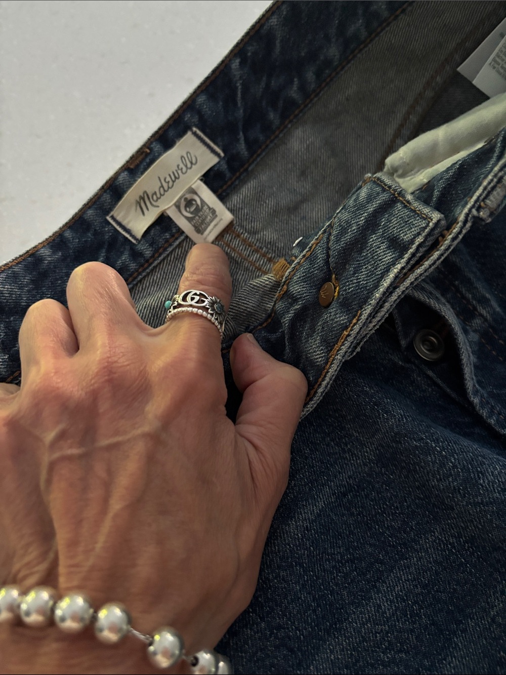 Madewell Women’s Darted Barrel Jean